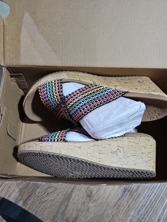 Skechers Shoes - New with tags - Cali by Sketchers Luxe Foam Beverlee DELIGHTED